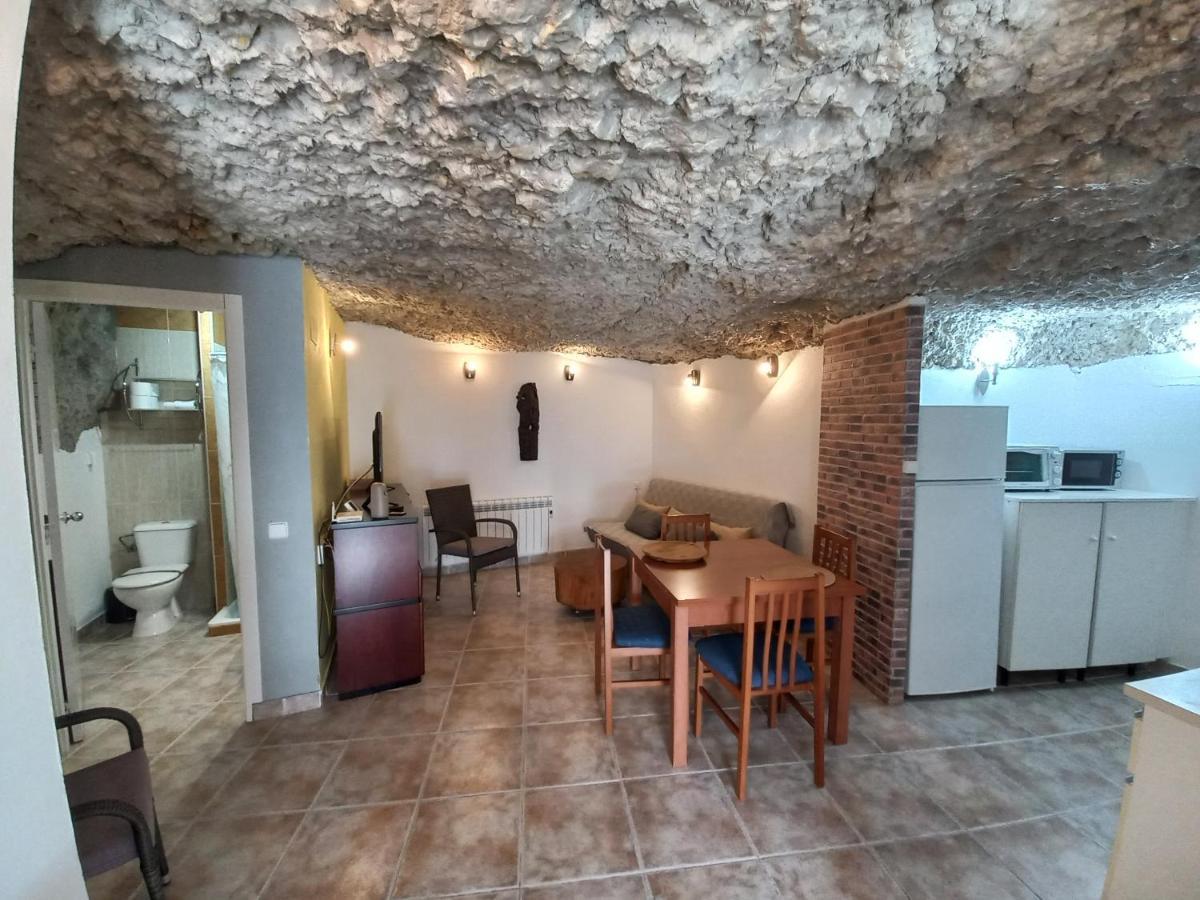 Casa Cueva El Porton Villa อัลกาลา เดล ฆูการ์ ภายนอก รูปภาพ